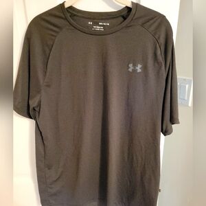 Under Armour Men's Black T-Shirt